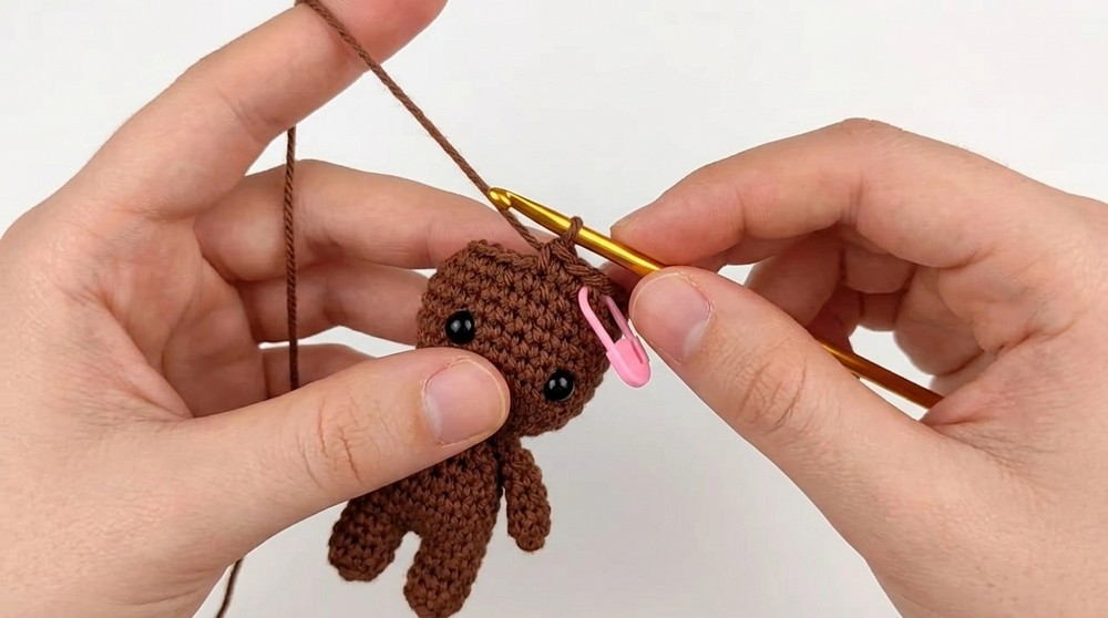 Crochet Groot Amigurumi Pattern 3