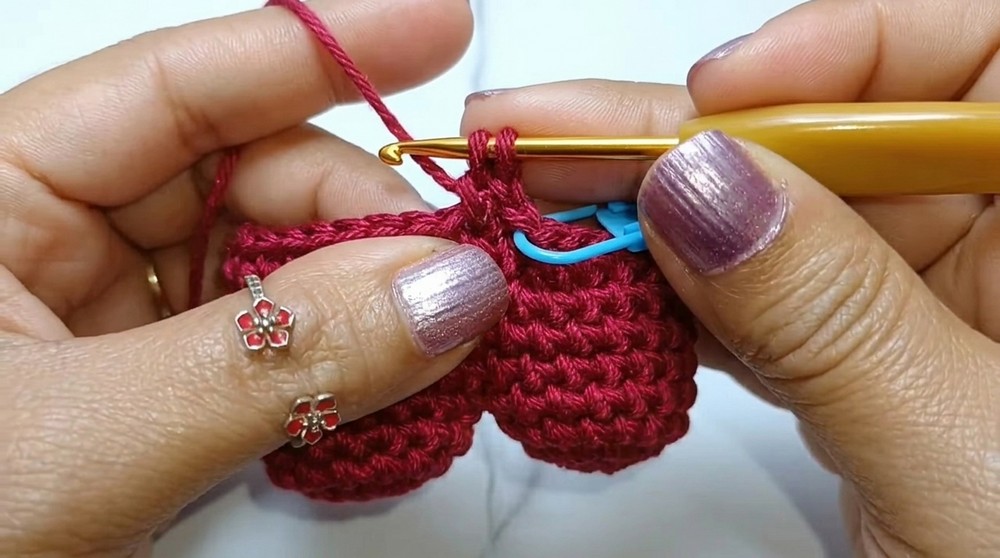 Crochet Heart Keychain Pattern 3