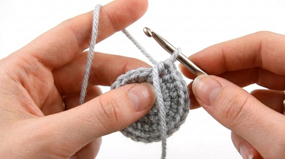 Crochet Mouse Amigurumi Pattern 1