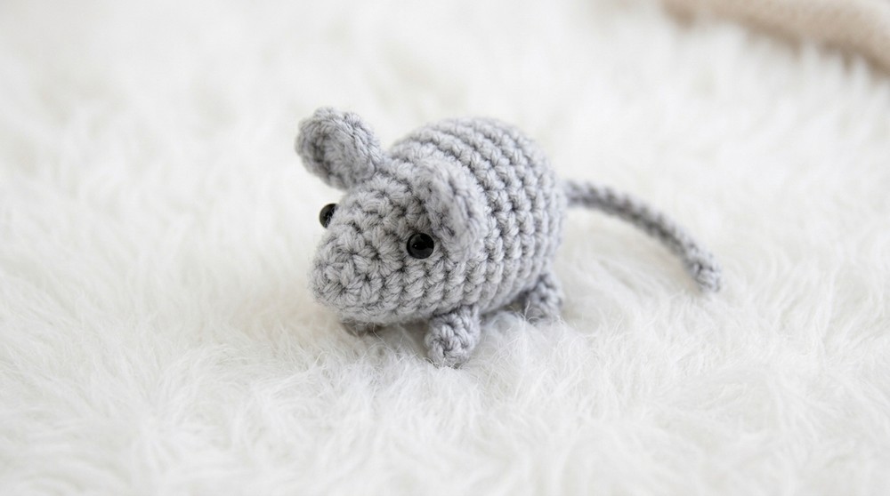 Crochet Mouse Amigurumi Pattern 4