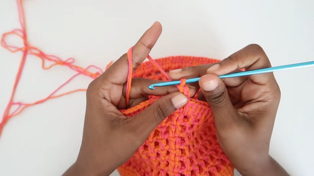 Crochet Ruffle Mesh Hat Pattern 2