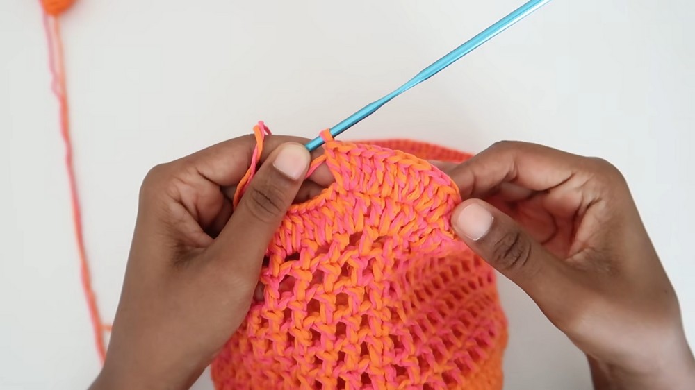 Crochet Ruffle Mesh Hat Pattern 3