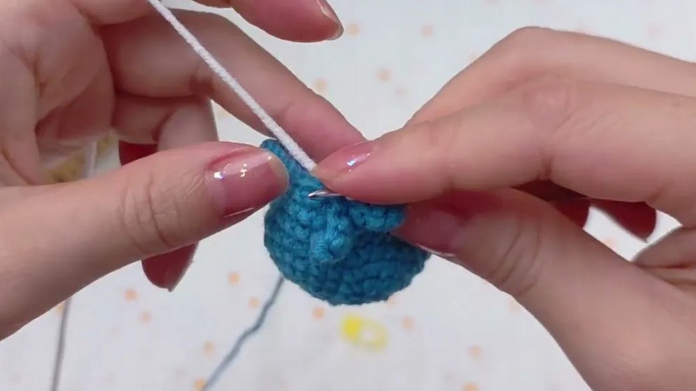 Crochet Amigurumi Whale Easy Tiny Cute Whale Tutorial for Beginners (5)