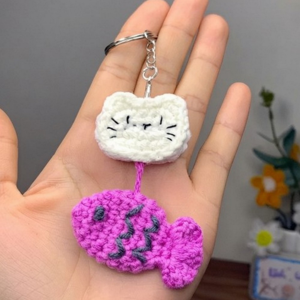 Crochet Cat and Fish Keychain Simple & Easy for Beginners 10