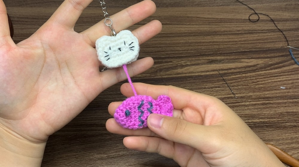 Crochet Cat and Fish Keychain Simple & Easy for Beginners 8