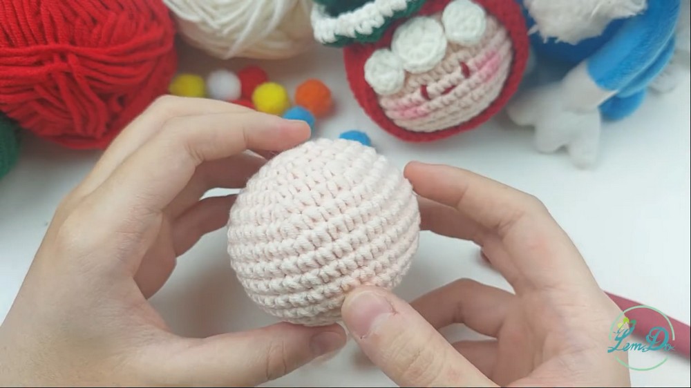 Crochet Key Cover Super Cute Pouting Baby (Beginner Friendly) 4