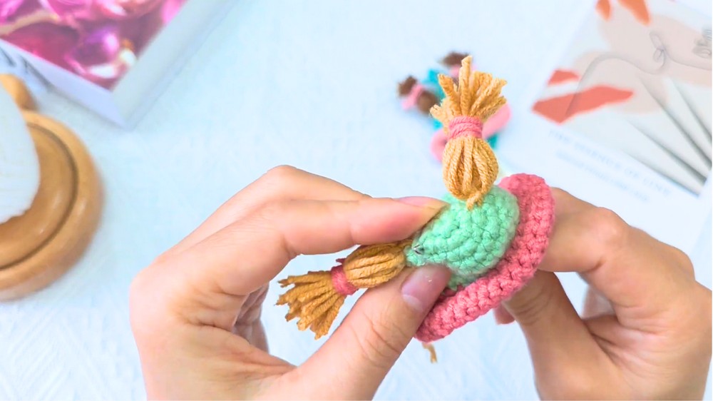 Crochet Key Cover Super Cute Pouting Baby (Beginner Friendly) 7