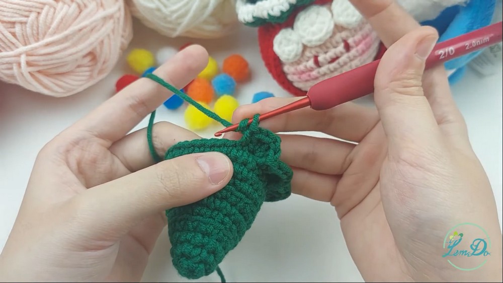 Crochet Key Cover Super Cute Pouting Baby (Beginner Friendly) 8