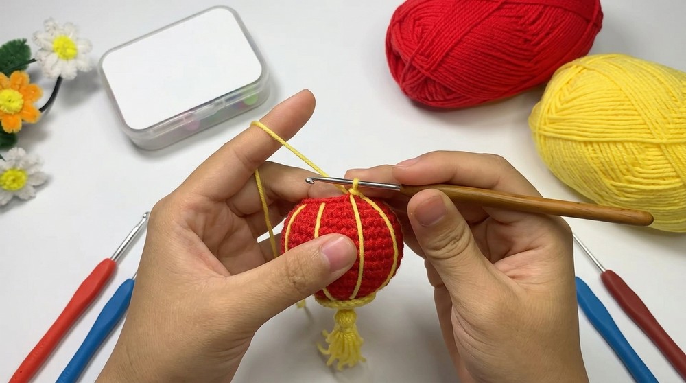 Crochet Lunar Lantern Pattern 3