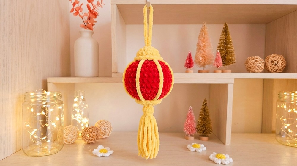 Crochet Lunar Lantern Pattern 4