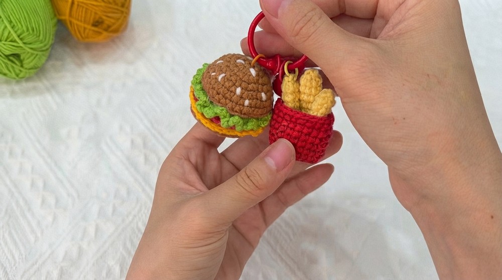 Crochet Mini Hamburger & Fries Set Super Cute Amigurumi Tutorial (9)