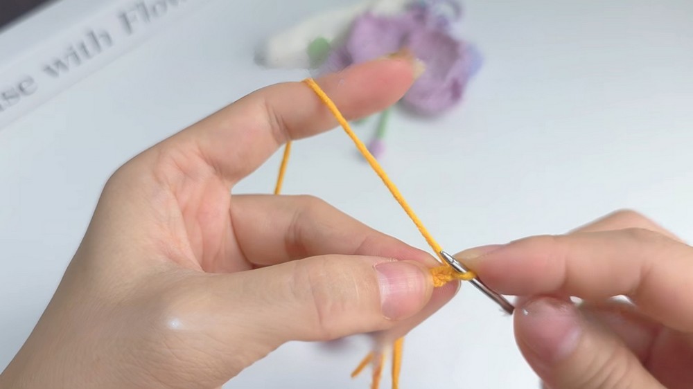 Crochet Orchid Keychain ✨ Cute Handmade Flower Tutorial for Beginners 3