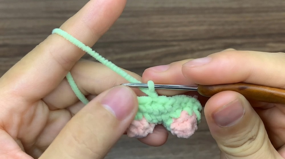 Crochet Patrick Star 🧶 Easy Amigurumi Tutorial for Beginners 4