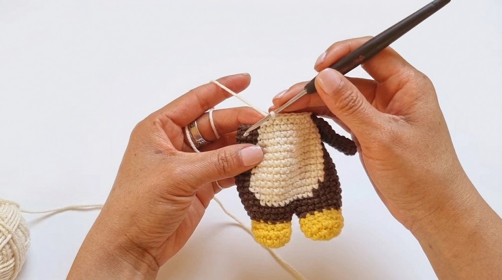 Crochet Penguin Amigurumi Pattern 3