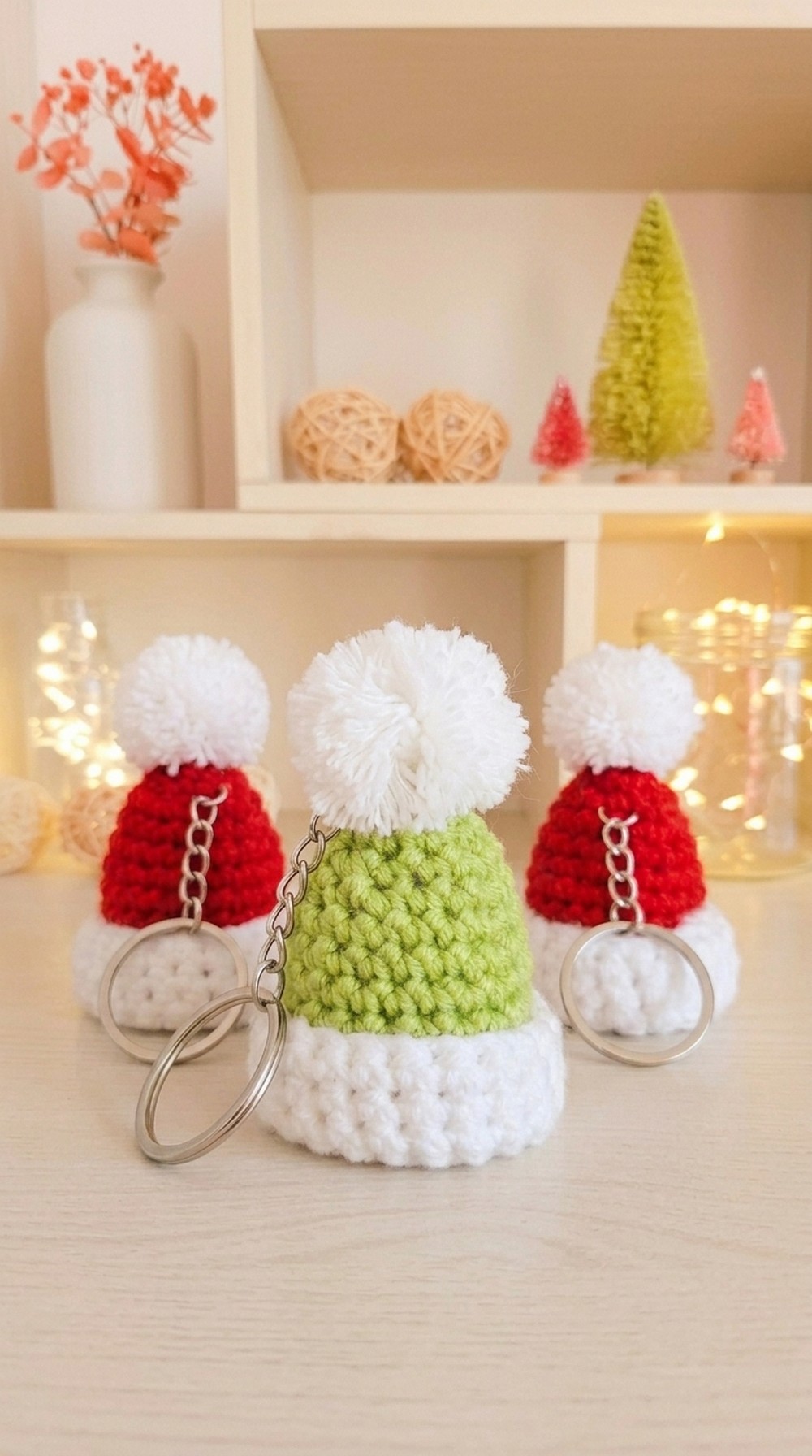 Crochet Santa Claus Hat Keychain Pattern 5