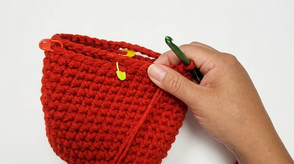 Crochet Santa Claus Purse Pattern 3