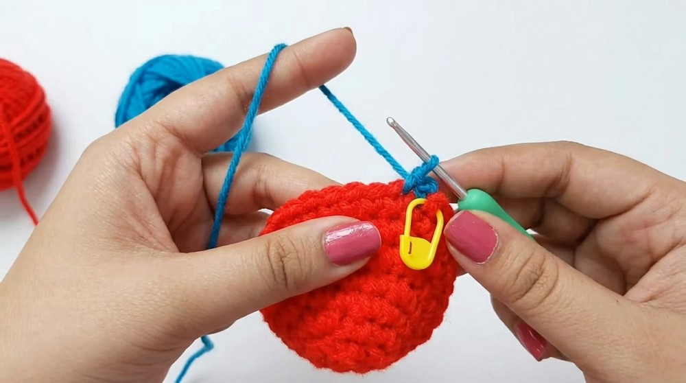 Crochet Snowman Christmas Pattern 3