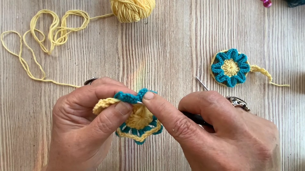 Crochet Windspinner 5