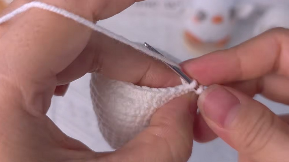 Crochet a Dizzy Duck in 15 Minutes No Sewing Required! (4)