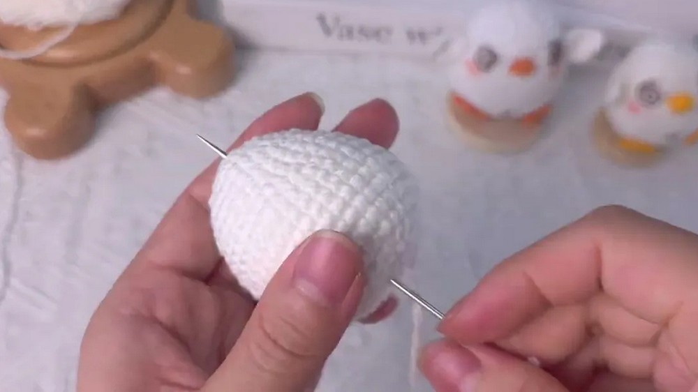 Crochet a Dizzy Duck in 15 Minutes No Sewing Required! (5)