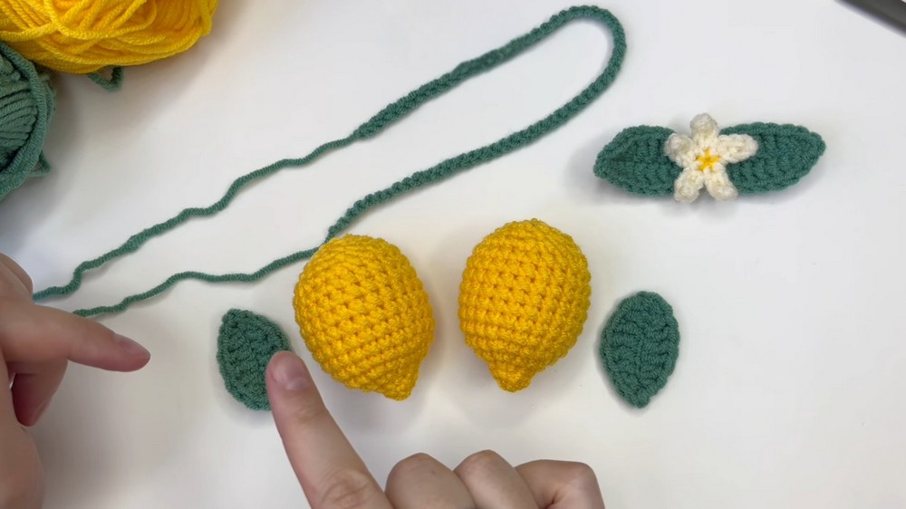 Cute Crochet Lemon Bag Charm 🍋 Easy Keychain Tutorial for Beginners 10