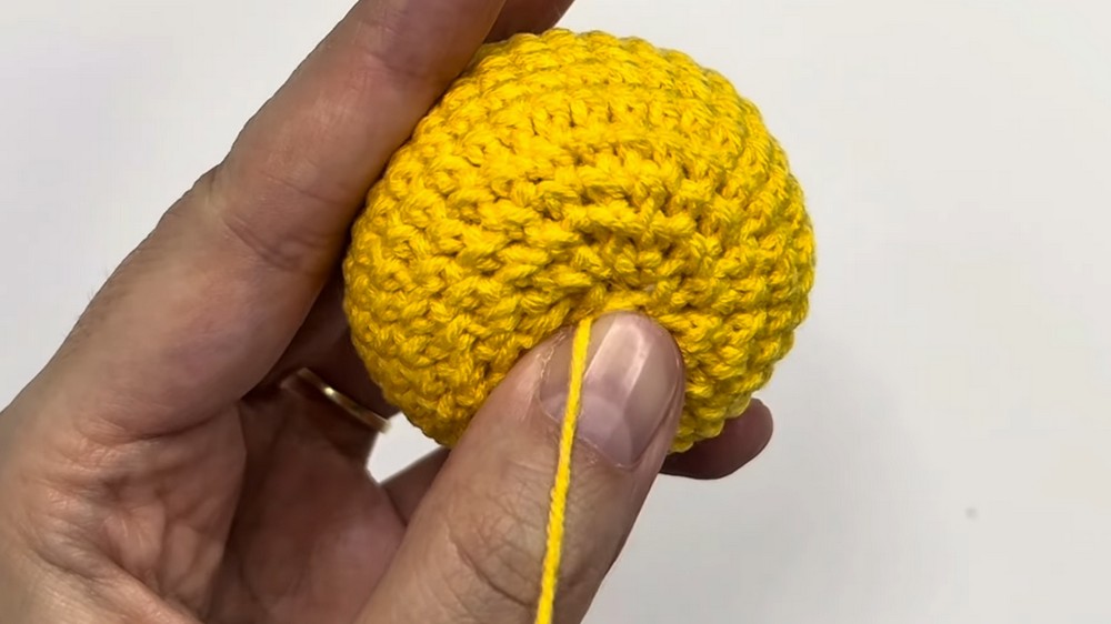 Cute Crochet Love Emoji 🥰 Beginner Keychain Tutorial 5