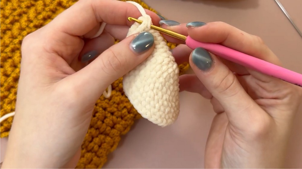 Cute & Easy Amigurumi How to Crochet a Dumpling in 15 Minutes (Beginner Tutorial) 5