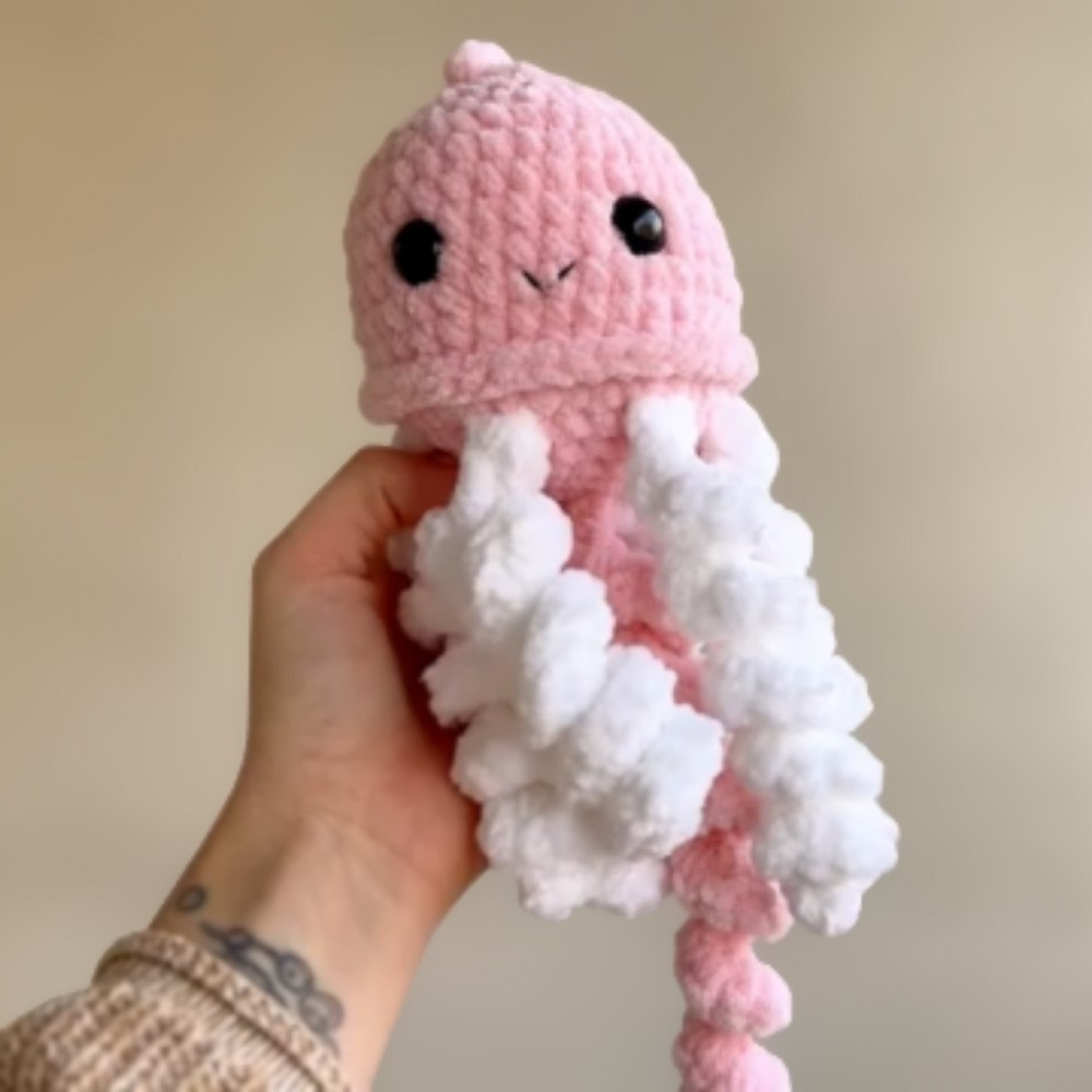 Easy Crochet Jellyfish Amigurumi 🪼 Step-by-Step Tutorial (Beginner Friendly) 12