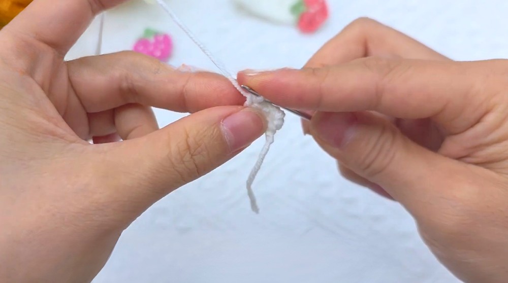 Easy Crochet Strawberry Cable Tie Tutorial 7
