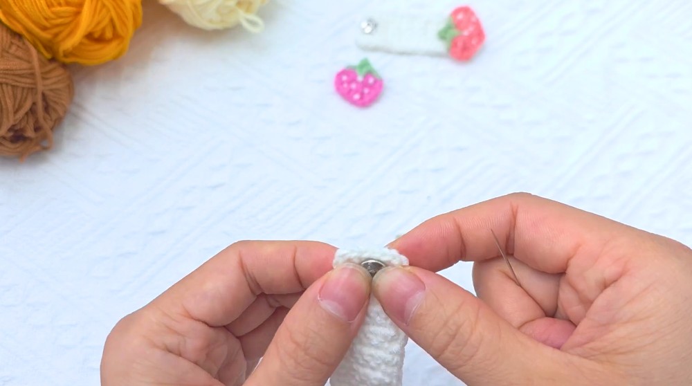Easy Crochet Strawberry Cable Tie Tutorial 8