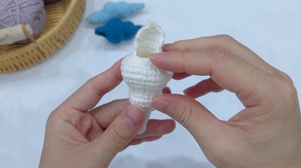 Easy Crochet a CONCH SHELL Crochet Amigurumi Tutorial 7