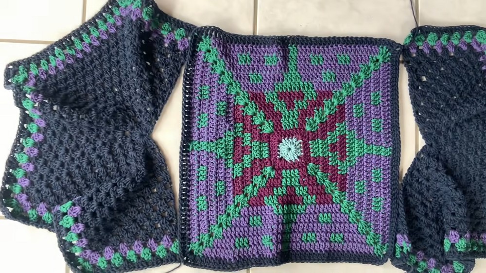 HEXAGON style cardigan with a large granny square (6)