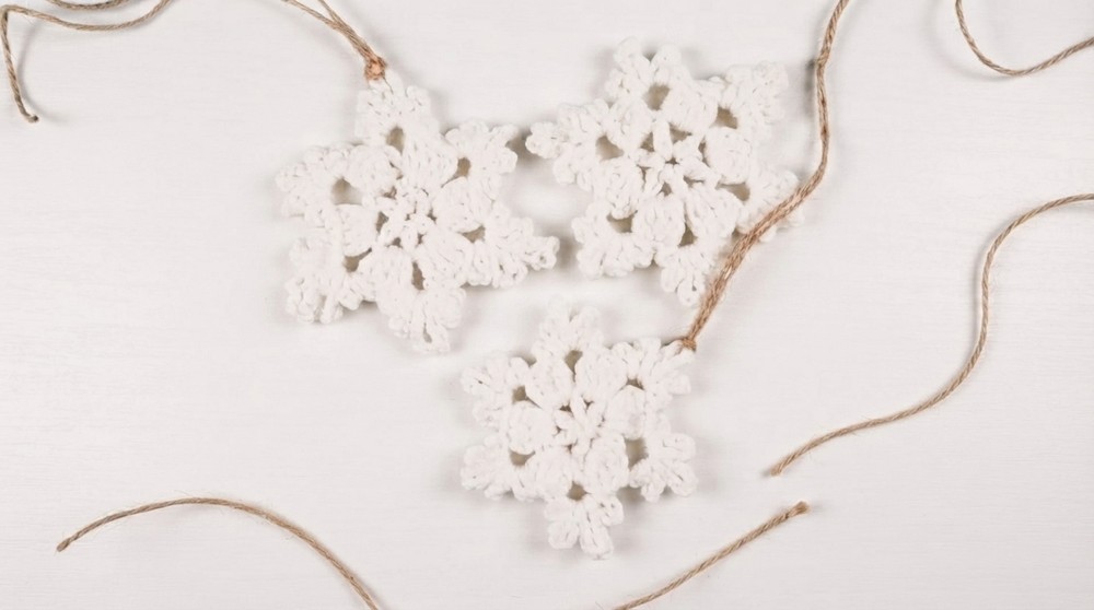 How To Crochet Snowflake Easy Christmas Decoration - Crochet Pattern 7