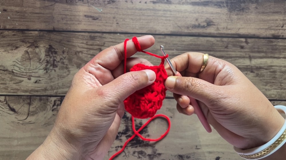 How to Crochet Christmas Bell Ornament Easy Holiday Decoration Tutorial (5)