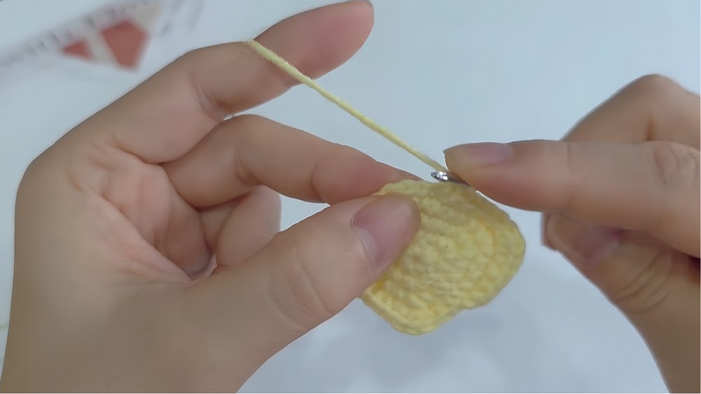 How to Crochet Mini Breakfast Toasts Step-by-Step 3