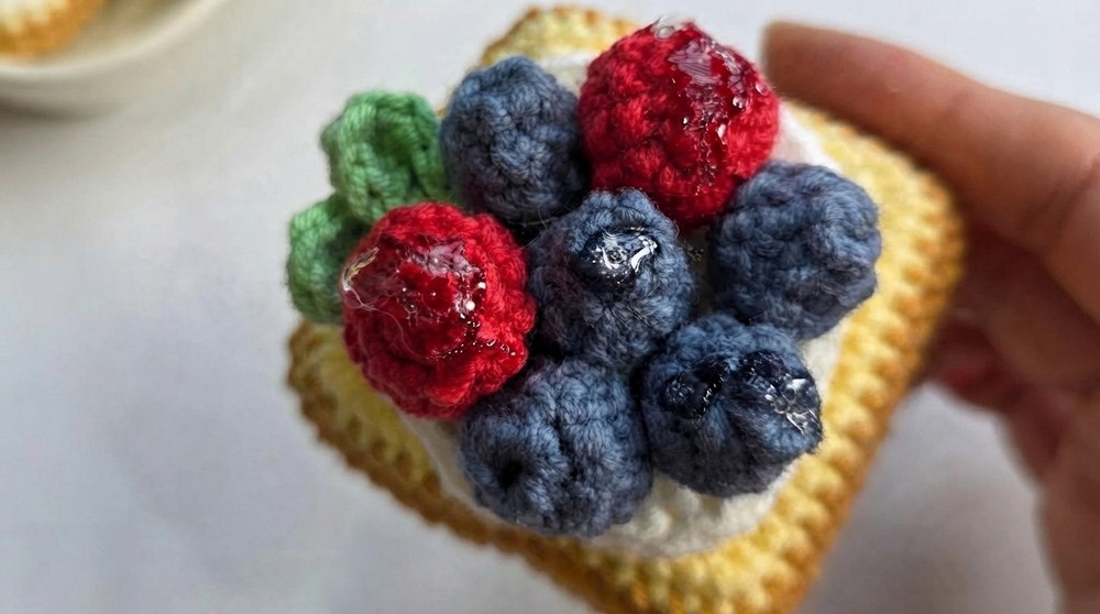 How to Crochet Mini Breakfast Toasts Step-by-Step 9