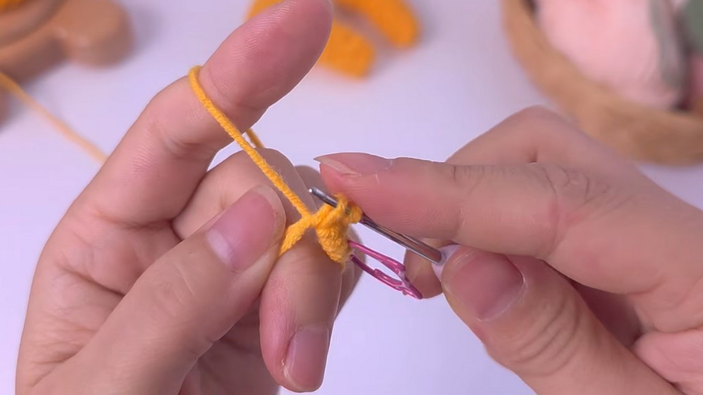 How to Crochet a Fried Chicken Drumstick Easy Crochet Food Tutorial 3