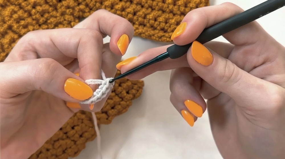 How to Crochet a Funko Pop Style Head Amigurumi Base Tutorial 3