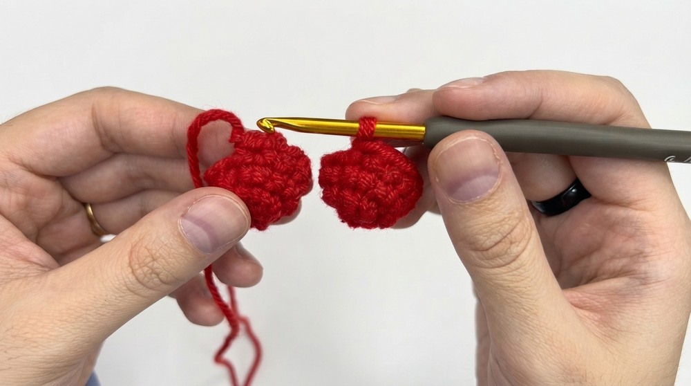 How to Crochet a Heart ❤️ Easy Tutorial for Beginners 4