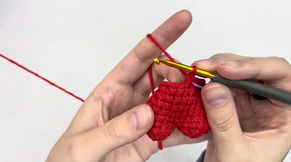 How to Crochet a Heart ❤️ Easy Tutorial for Beginners 6