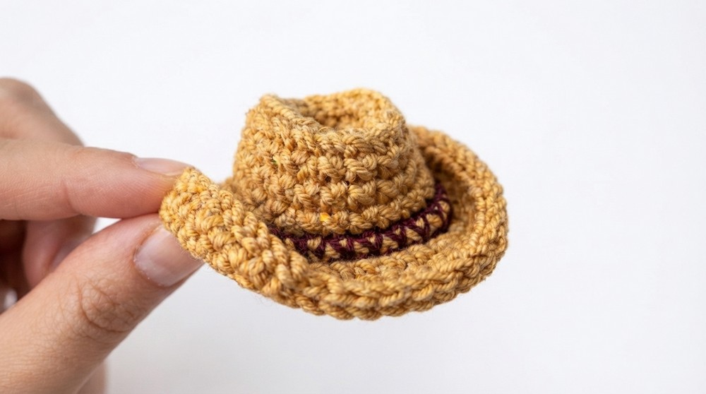 How to Crochet a Mini Cowboy Hat 🤠 Step by Step Tutorial 2