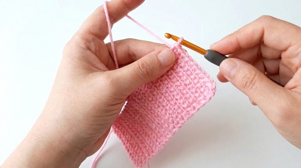 How to crochet fingerless gloves (Modus operandi gloves) 4