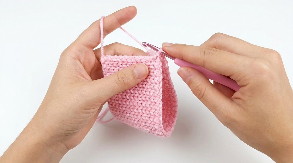 How to crochet fingerless gloves (Modus operandi gloves) 5