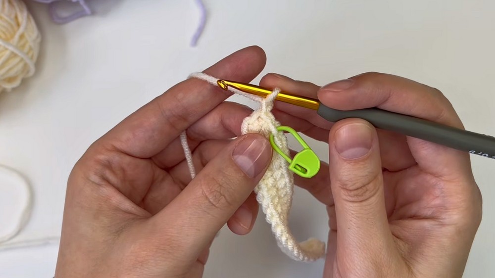 You NEED This Crochet Penguin Holder🐧 Easy Tutorial (Beginner Friendly) 3