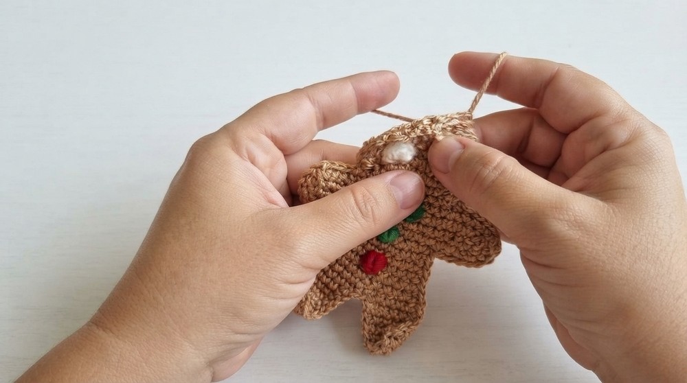 crocheted Gingerbread Man 6