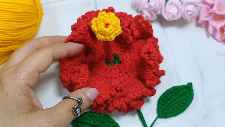 Lovely Free Crochet Flower Pattern Featuring Blooming Petals