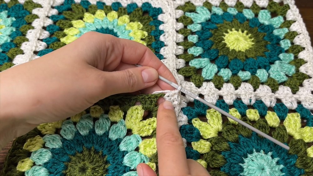 Crochet BAG with round handles 🩵💚 Crochet BAG with round handles (7)
