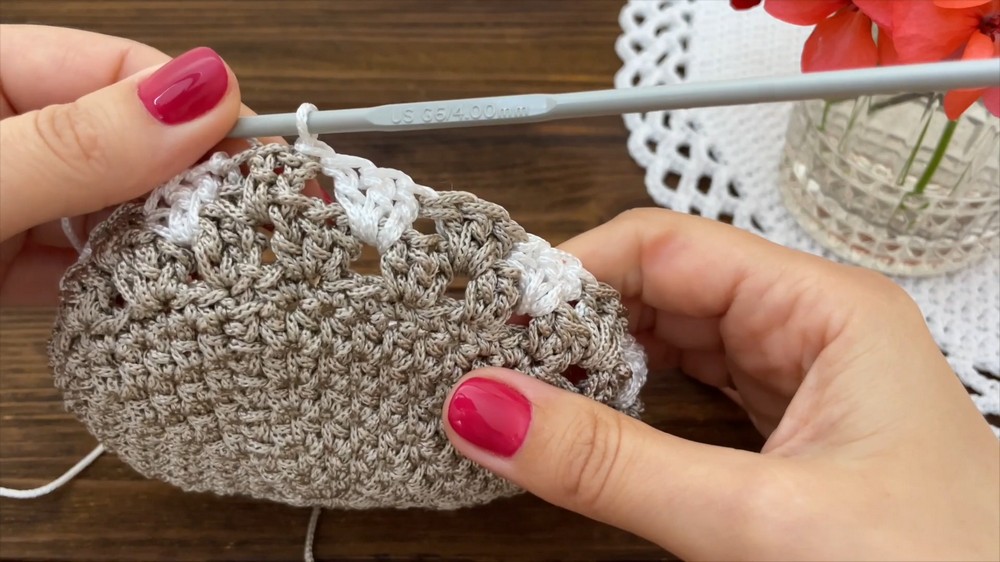 Crochet Clover Pattern (7)