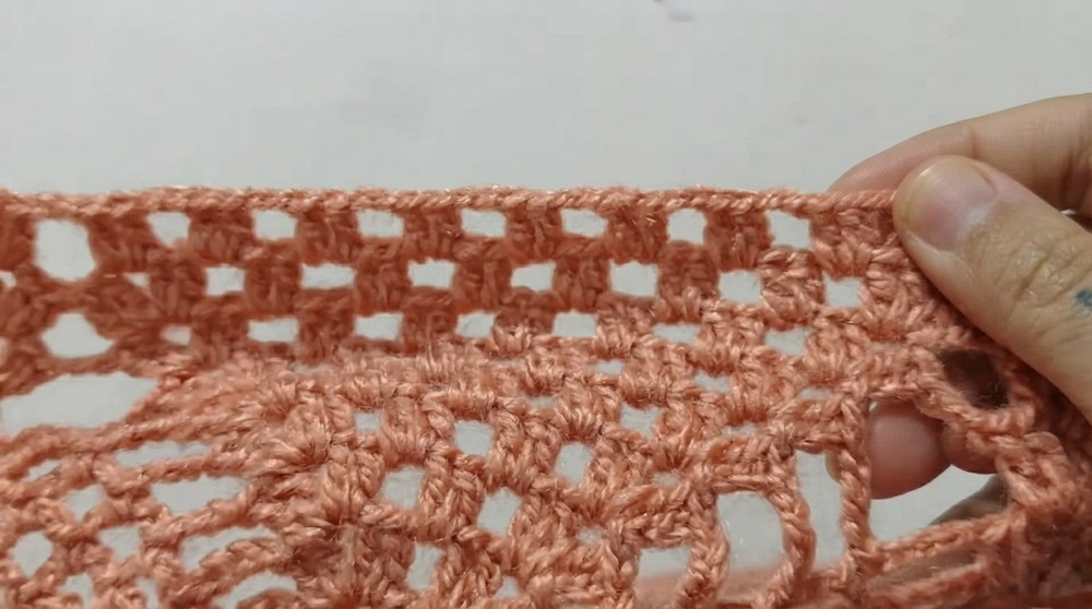 Crochet Pineapple Place Mat, Doily,Pot Holder, Table Centre Piece, Very Easy ,Beginners Friendly 5