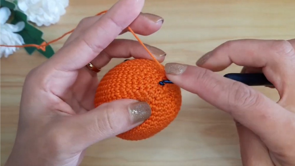 Crochet Pumpkin Amigurumi Pattern 3